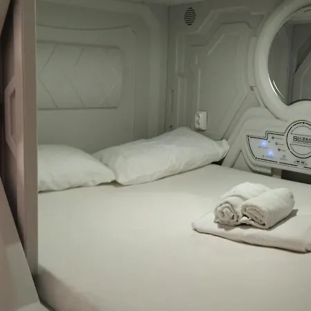 Min Hostel Capsules-2